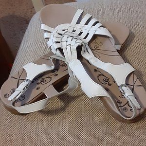 Jabber Leather Woven Sandals w/Adjustable Back Strap